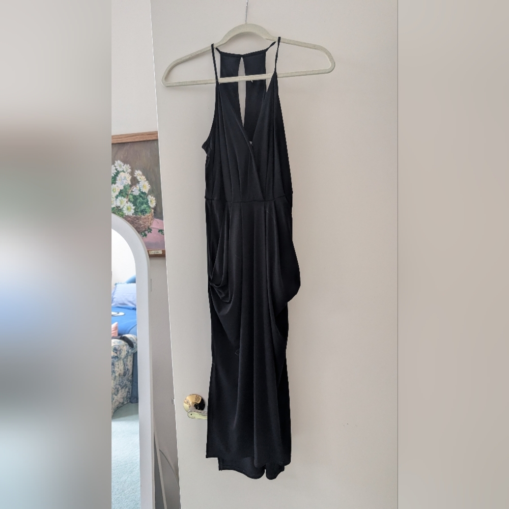 BCBGMaxAzria Black Plunging V-Neck Sleeveless Maxi Dress